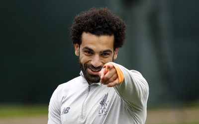 尊皇国际热评-克洛伊凯利我们书写历史