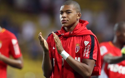 尊皇国际焦点-卢克曼当选全场最佳实至名归