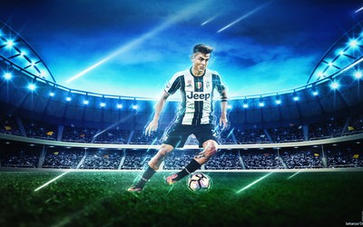 尊皇国际动态-厄兹詹赛后累瘫在地